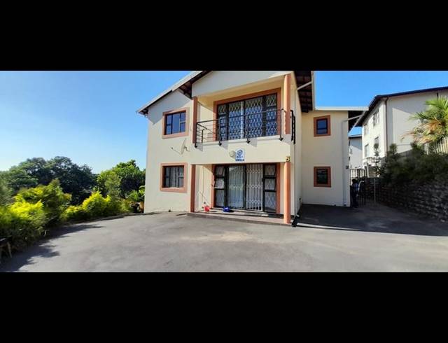 11 BEDROOM HOUSE FOR SALE IN NORTHDENE